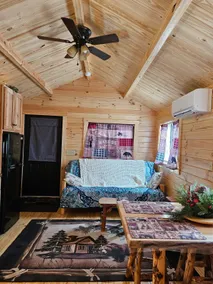 Cabin- Cozy, Quiet, wooded & private Hot Tub - Image 4