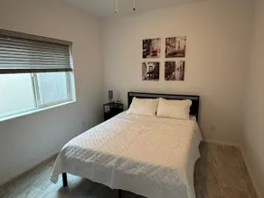 Vince’s Townhome - Image 4