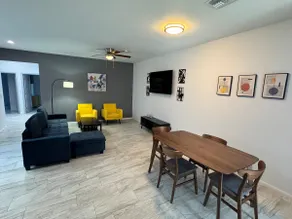 Vince’s Townhome - Image 3