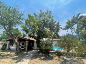 House with Pool and Jacuzzi · Ideal for Groups - Image 3