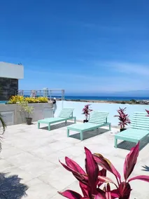 Sea View Private Condominium Apartment - Image 3