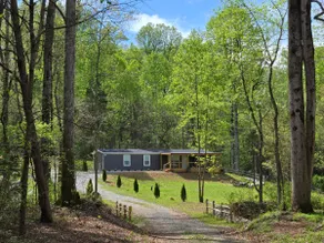 Private-peaceful- country-new-near Smoky Mtns. - Image 4