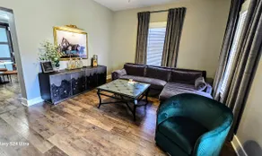 Bourbon Escape + HotTub + FirePit + Walk to Dine - Image 4