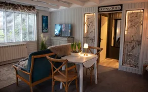 Stylish Cabin close to Gretna Green with parking - Image 5