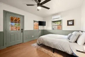 Tech Terrace Cottage - TTU, J&B Coffee, Brewrey - Image 2