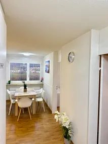 Skyline Retreat room with TV - Image 2