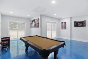 Glass Haven -Saltwater Hot Tub & Game Room! - Image 5