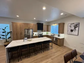 5BR Adventure Hub | Pineview | Sleep 12 | 4.5 bath - Image 3