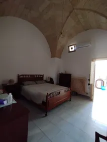 Historic house in Lecce stone - Image 2