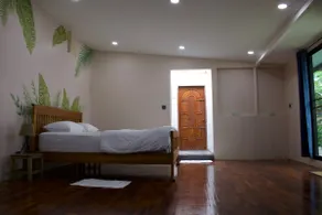 Oasis studio - Great location, Fast Wi-fi & Garden - Image 3