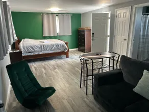 The Sunshine Studio - Image 2