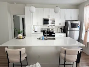 Austin’s Convenient Luxury Stay - Image 5