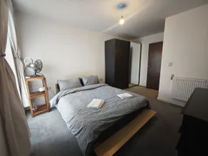 Cozy 1 Bedroom Apartment Retreat - Image 2