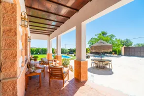 Appartement de vacances avec jardin, barbecue et piscine privée - Image 4