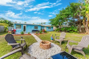 The Pelican Cove- 4 minute walk to Cocoa Beach - Image 2