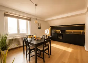 At the Goldgassen Loft - Image 4