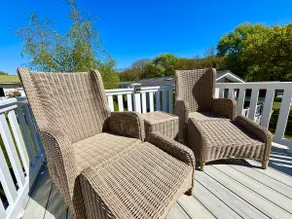 New Forest Retreat Executive Lodge Pet Friendly - Image 4