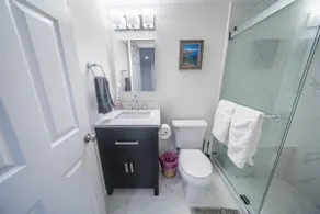 Beach Bungalow - Image 5