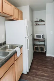 2 Bd, 1 Bth Stylish Downtown Apt - Image 4
