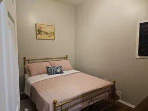 Strawberry Lane - Image 5
