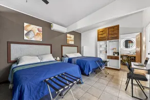 Coconut Mango House - Image 4