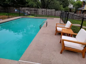 Pet friendly home, Outdoor Pool, and fenced yard - Image 3