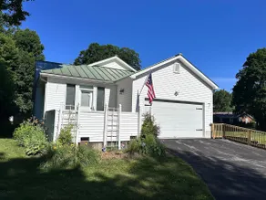 Walk to Everything! Spacious 4 Bedroom Home - Image 2