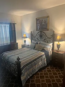 Medford Seclusive Getaway - Image 4