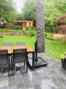 Cozy house with hot tub - Image 4