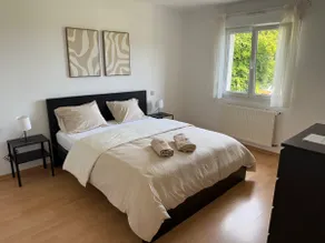 5 bdr House | 2 min Shopping | Work or Family - Image 3