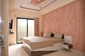 AAdi Villa Mahabaleshwar stay with scenic view - Image 5