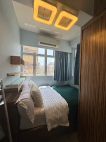Hong Kong TST near West Kowloon Cultural Center 3 minutes Jordan MTR Station Modern High-end Comfortable 2-bedroom Apartment - Image 3