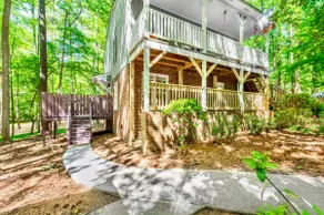 Triangle Locale, Pets, Patio, Relax, Greenway - Image 3