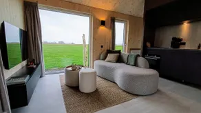 Farmyard Lodge + hot tub in the middle of the meadow - Image 5