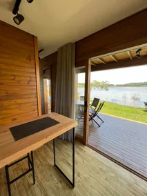 Lakeside cabin - Image 4