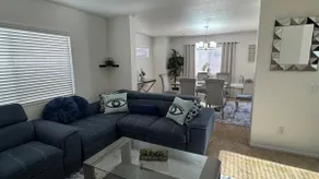 Cozy Las Vegas retreat - Image 2