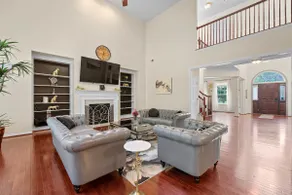 National Harbor- DC Suburbs- 4 bedrooms-Driveway - Image 2