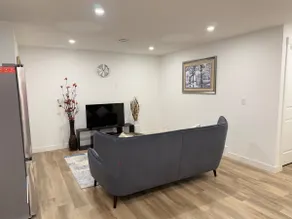 Cozy 2 bed 1 bath Basement Suite - Image 4