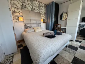 Cozy private terrace with parking – retreat for 2 - Image 3