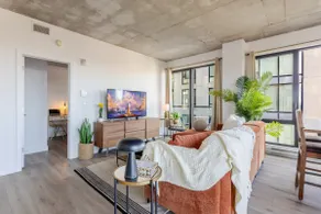 Spectacular 2BR in top location of downtown - Image 3