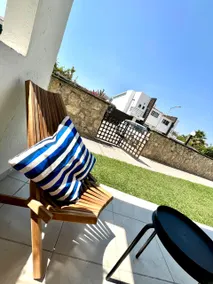 Relaxing, surrounded by greenery - Image 3