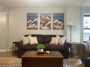 Newly Renovated! 1BRM ski in/out! Pool & Hot tub! - Image 2