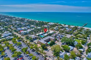 Luxury Charmer steps to Naples Pier & beach - Image 3