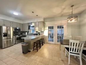 25 min to Beaches both Wrightsville and Topsail - Image 2