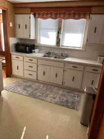 Comfy Neighborhood Home - Image 5
