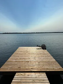 5 Bedroom Lakehouse w hot tub - Image 4