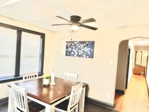 Modern 1BR Near Midway - CTA Train - Golf Nearby - Image 5