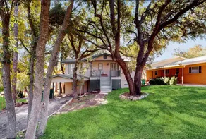 Tree Covered Lakefront Living - Image 2