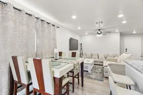 Charming Casa 6 beds, 3Bed rooms w/TV,2 baths - Image 4