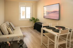 Family accommodation in Barcelona with A/C - Image 3